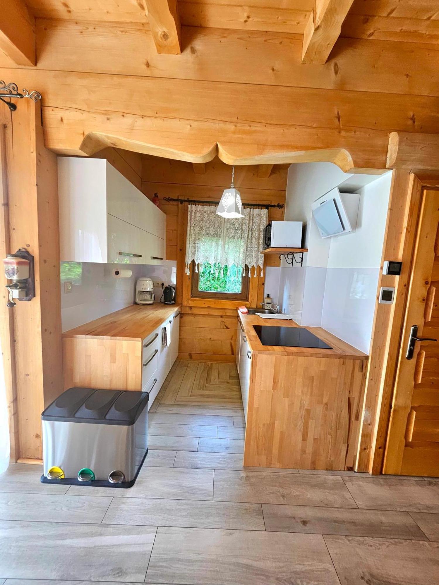 Goralska Chatka 2 Highland Cottage - Split Ac, Jacuzzi, Sauna, Private Parking, Mountains View, Garden, Закопане Экстерьер фото
