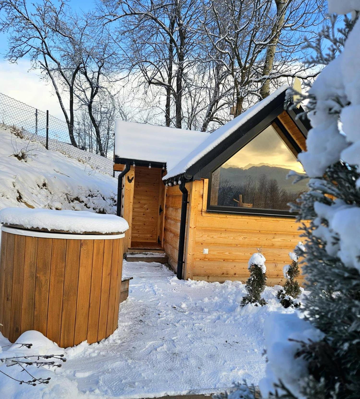 Goralska Chatka 2 Highland Cottage - Split Ac, Jacuzzi, Sauna, Private Parking, Mountains View, Garden, Закопане Экстерьер фото