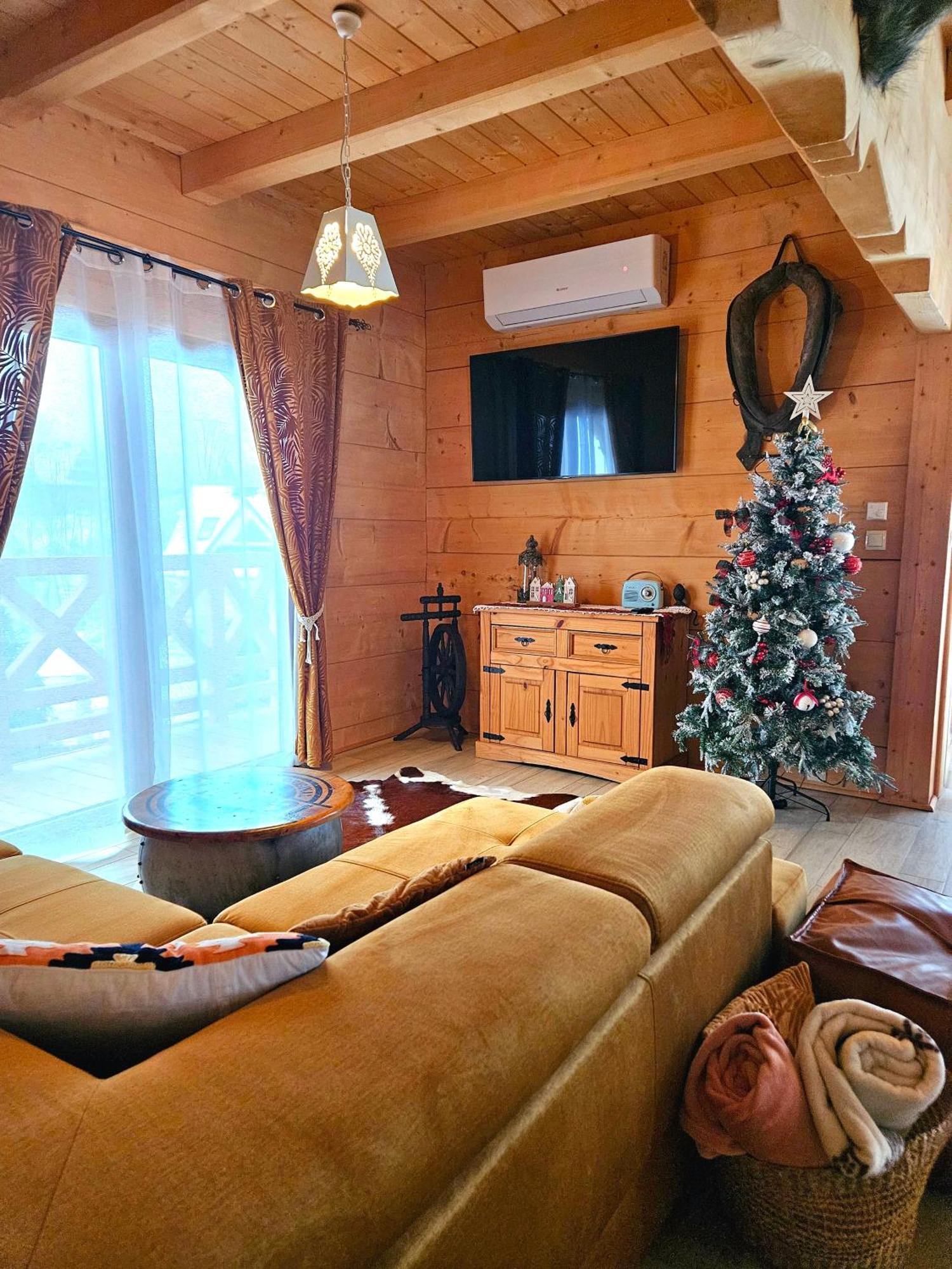 Goralska Chatka 2 Highland Cottage - Split Ac, Jacuzzi, Sauna, Private Parking, Mountains View, Garden, Закопане Экстерьер фото